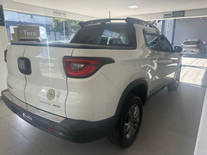 fiat toro 2.0 16v turbo diesel freedom 4wd at9 4p automatico 202115