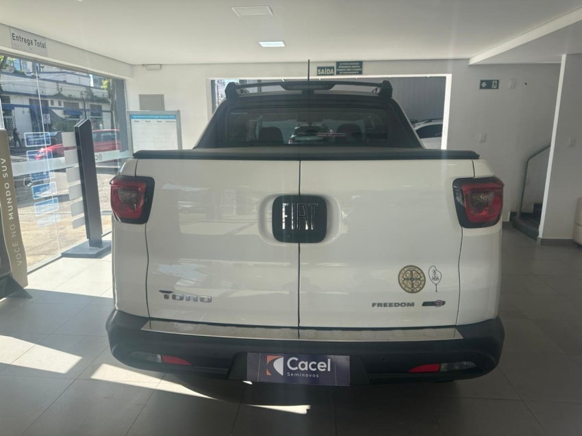 fiat toro 2.0 16v turbo diesel freedom 4wd at9 4p automatico 202114