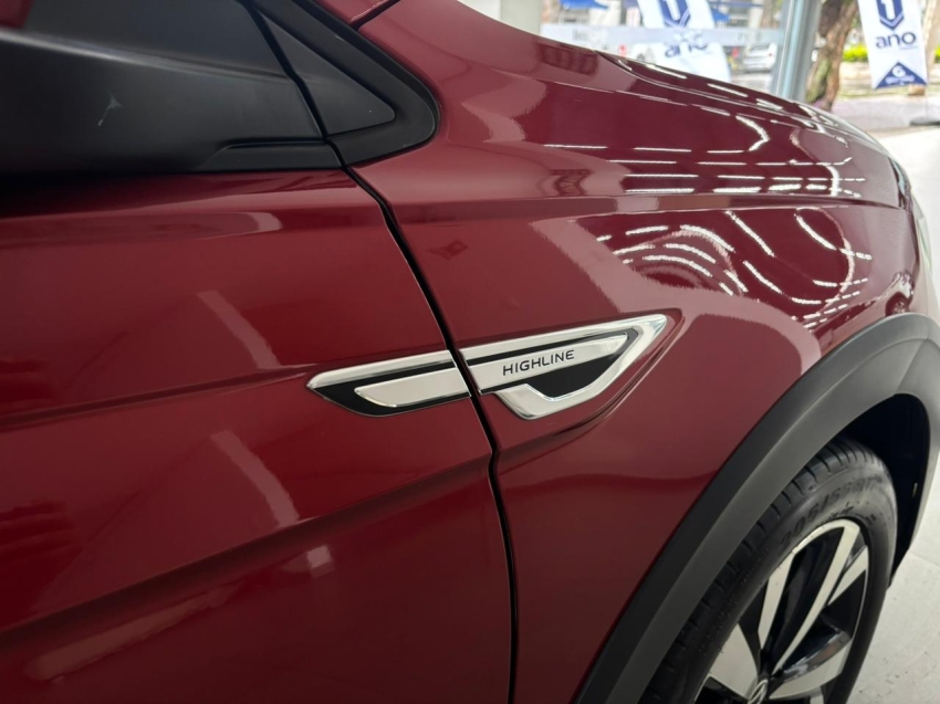 volkswagen nivus 1.0 200 tsi total flex highline automatico 4p 20247