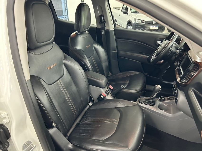 fiat toro 2.0 16v turbo diesel volcano 4wd at9 4p automatico 202010