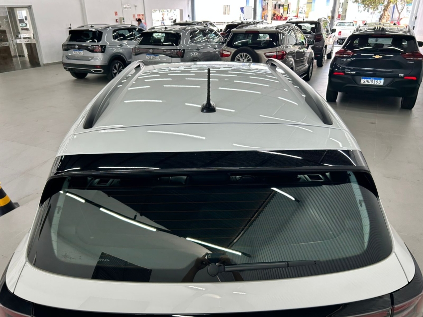 volkswagen t-cross 1.0 200 tsi total flex comfortline automatico 4p 202510