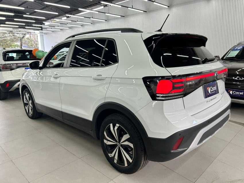 volkswagen t-cross 1.0 200 tsi total flex comfortline automatico 4p 20257