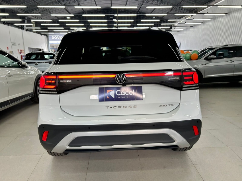 volkswagen t-cross 1.0 200 tsi total flex comfortline automatico 4p 20255