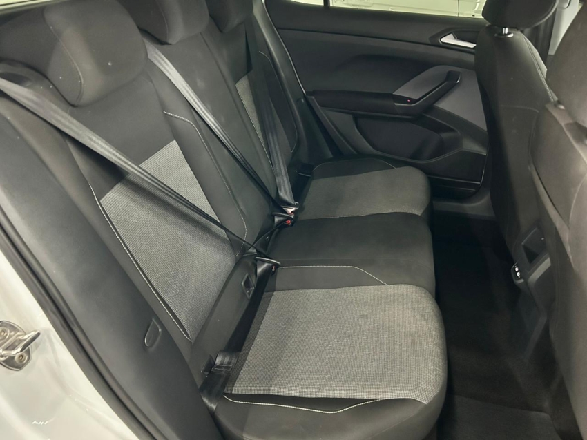 volkswagen t-cross 1.0 200 tsi total flex comfortline automatico 4p 202511