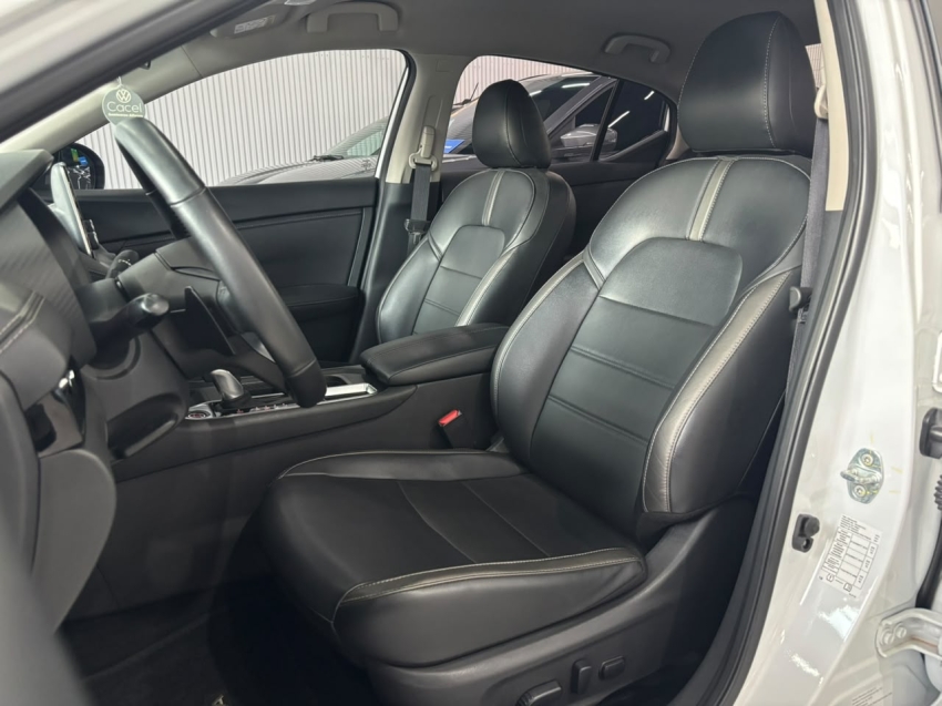 nissan sentra 2.0 16v gasolina advance xtronic 4p automatico 202512