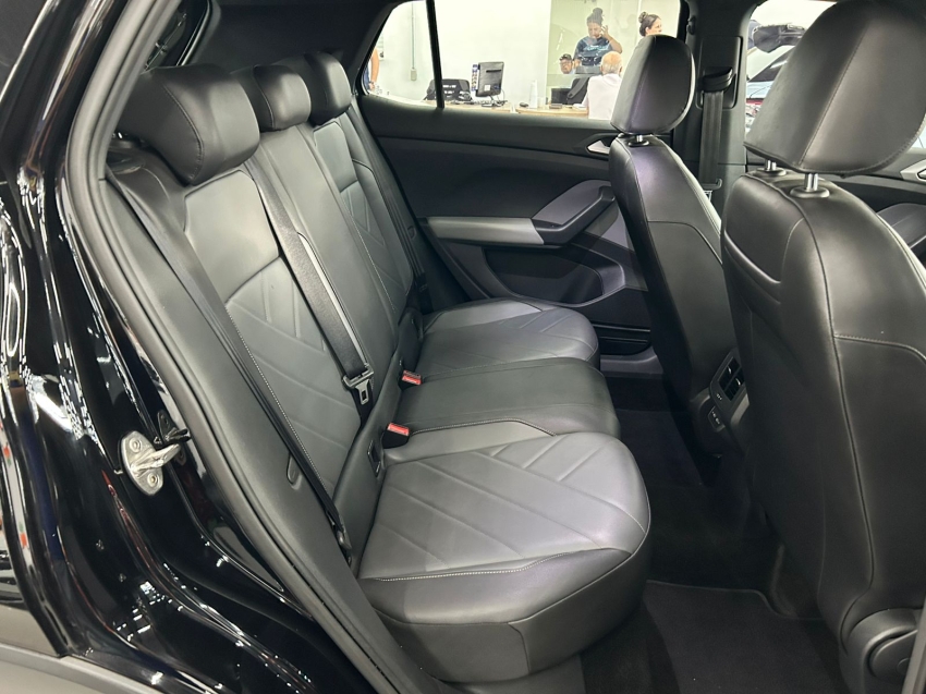 volkswagen t-cross 1.0 200 tsi total flex comfortline automatico 4p 202515