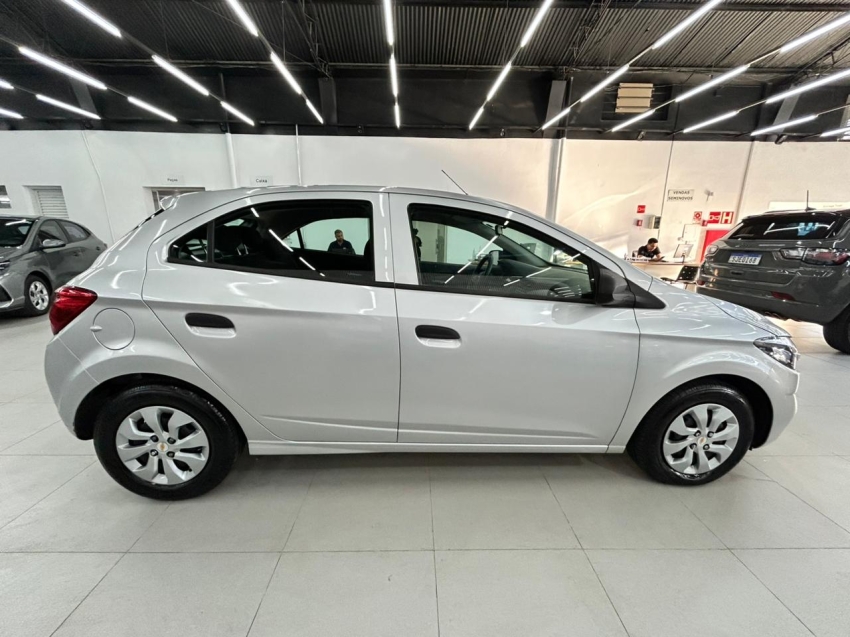 chevrolet onix 1.0 mpfi joy 8v flex 4p manual 20207