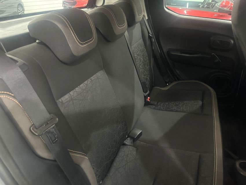 fiat mobi 1.0 evo flex trekking manual 4p 202415