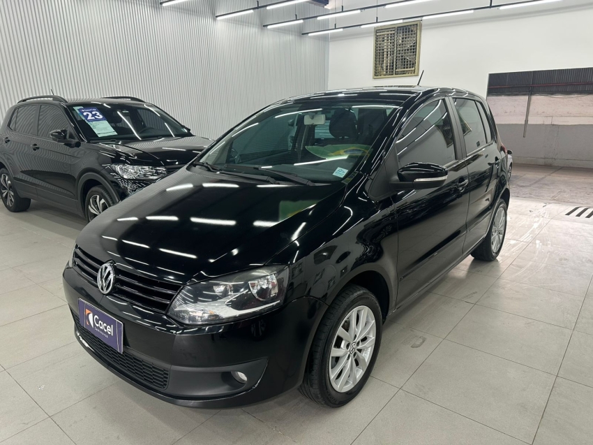 volkswagen fox 1.6 mi 8v flex 4p manual 2014