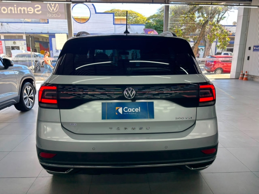 volkswagen t-cross 1.0 200 tsi total flex comfortline automatico 4p 20215