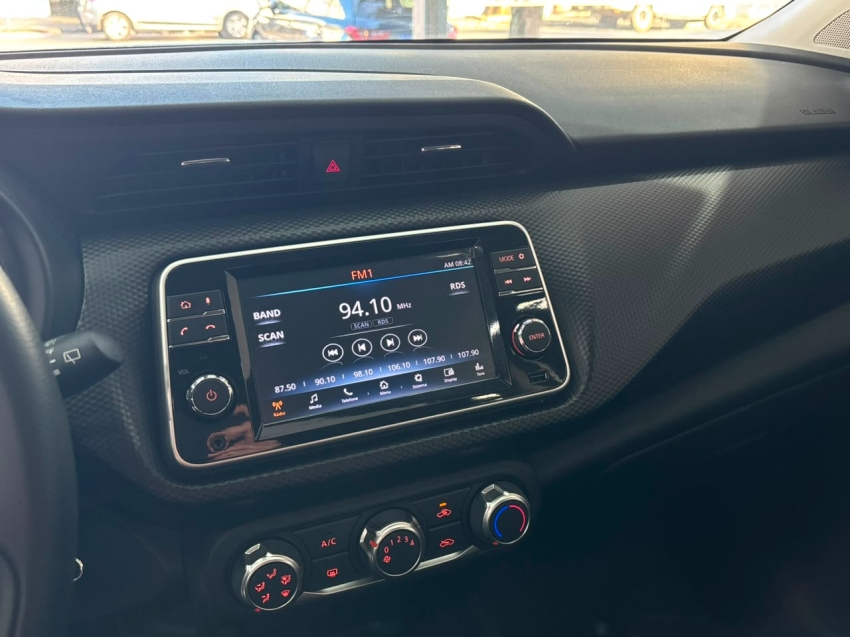 nissan kicks play 1.6 16v flexstart sense xtronic flex 4p automatico 202511