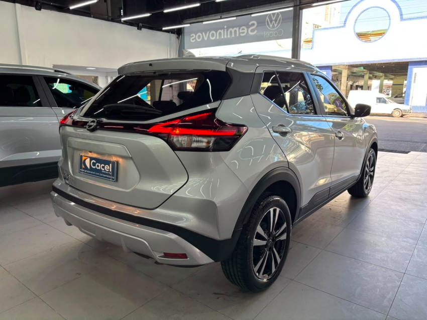 nissan kicks play 1.6 16v flexstart sense xtronic flex 4p automatico 20254