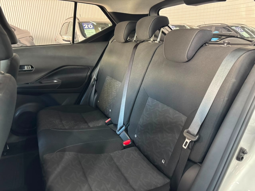 nissan kicks play 1.6 16v flexstart sense xtronic flex 4p automatico 202514