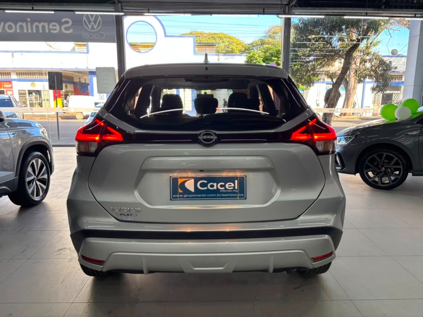 nissan kicks play 1.6 16v flexstart sense xtronic flex 4p automatico 20255