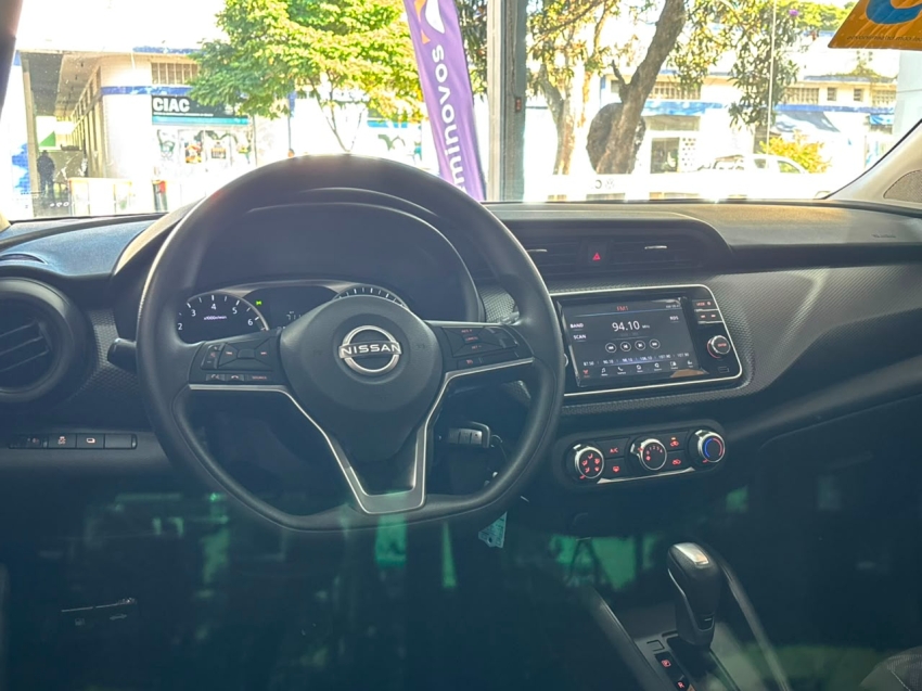 nissan kicks play 1.6 16v flexstart sense xtronic flex 4p automatico 20257