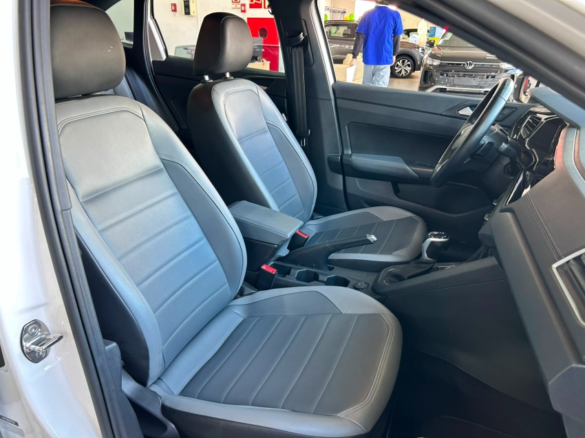 volkswagen nivus 1.0 200 tsi total flex highline automatico 9.9 4p 202412