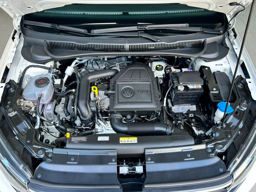 volkswagen nivus 1.0 200 tsi total flex highline automatico 9.9 4p 202415