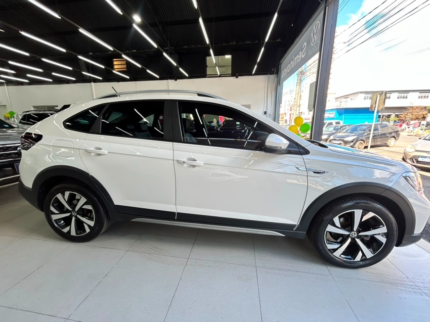 volkswagen nivus 1.0 200 tsi total flex highline automatico 9.9 4p 20243