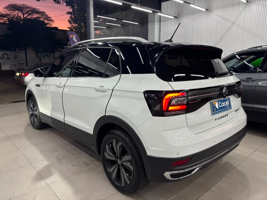 volkswagen t-cross 1.4 250 tsi total flex highline automatico 4p 20245