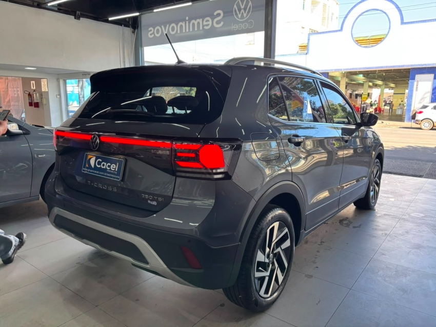 volkswagen t-cross 1.4 250 tsi total flex highline automatico 4p 20254