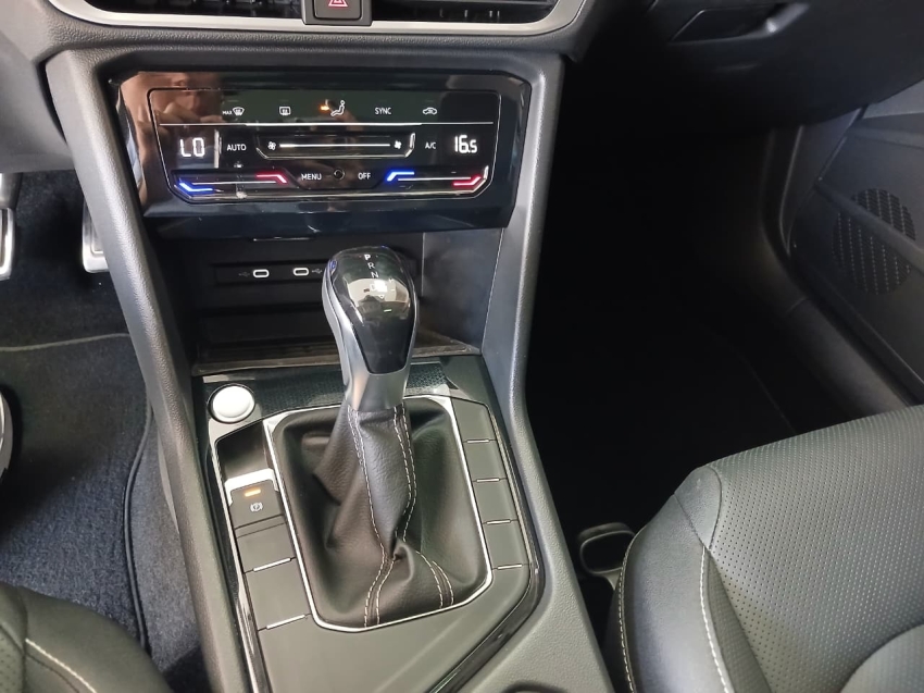volkswagen taos 1.4 250 tsi total flex highline automatico 4p 202611