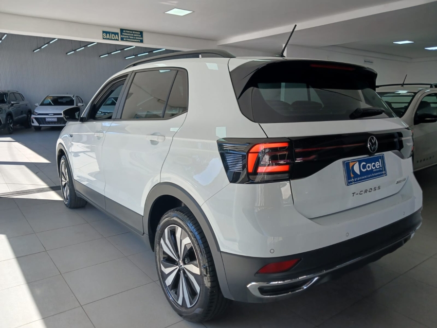 volkswagen t-cross 1.0 200 tsi total flex comfortline automatico 4p 20246