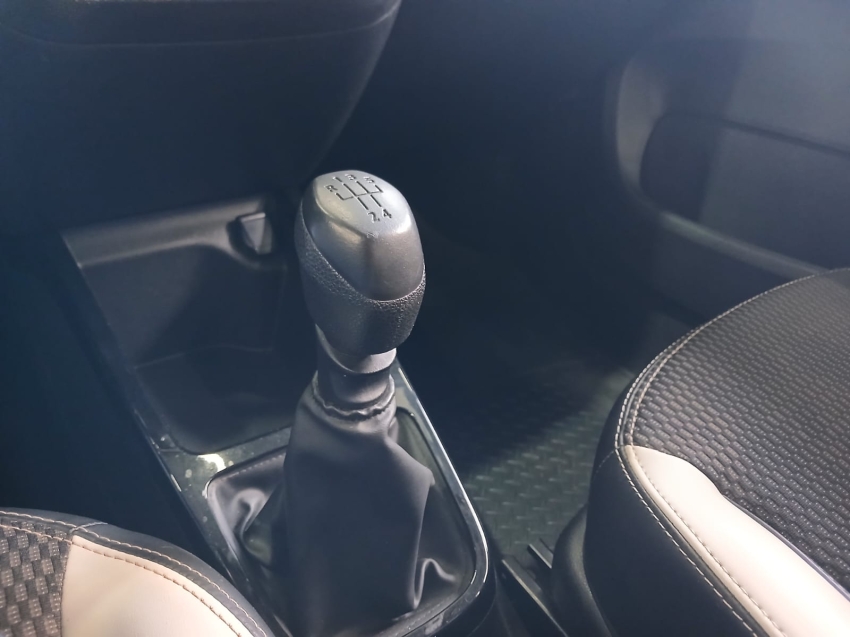 renault kwid 1.0 12v sce flex intense manual 9.9 4p 201812