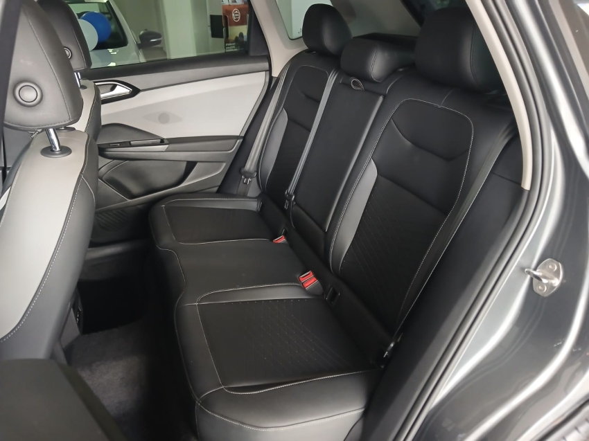 volkswagen taos 1.4 250 tsi total flex comfortline automatico 4p 202415