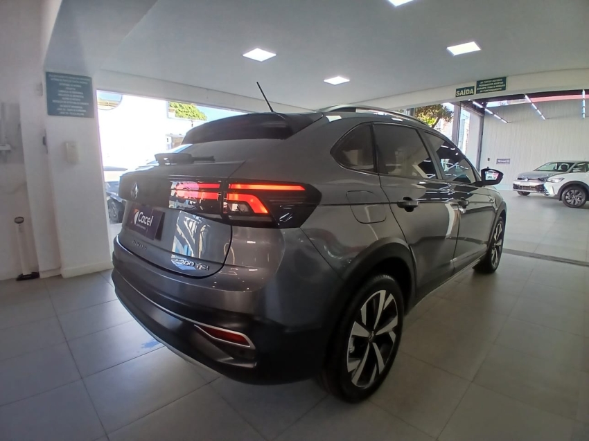 volkswagen taos 1.4 250 tsi total flex comfortline automatico 4p 20244