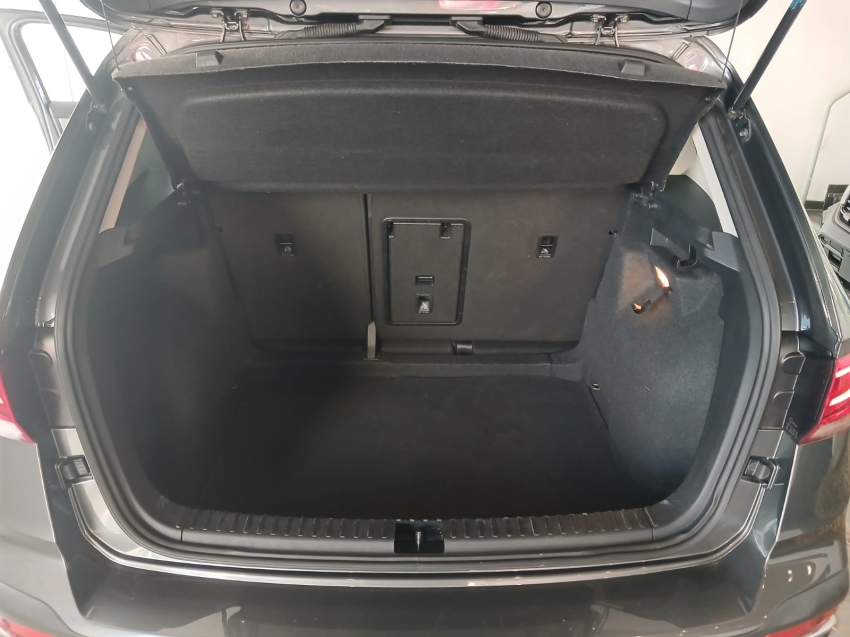 volkswagen taos 1.4 250 tsi total flex comfortline automatico 4p 202417