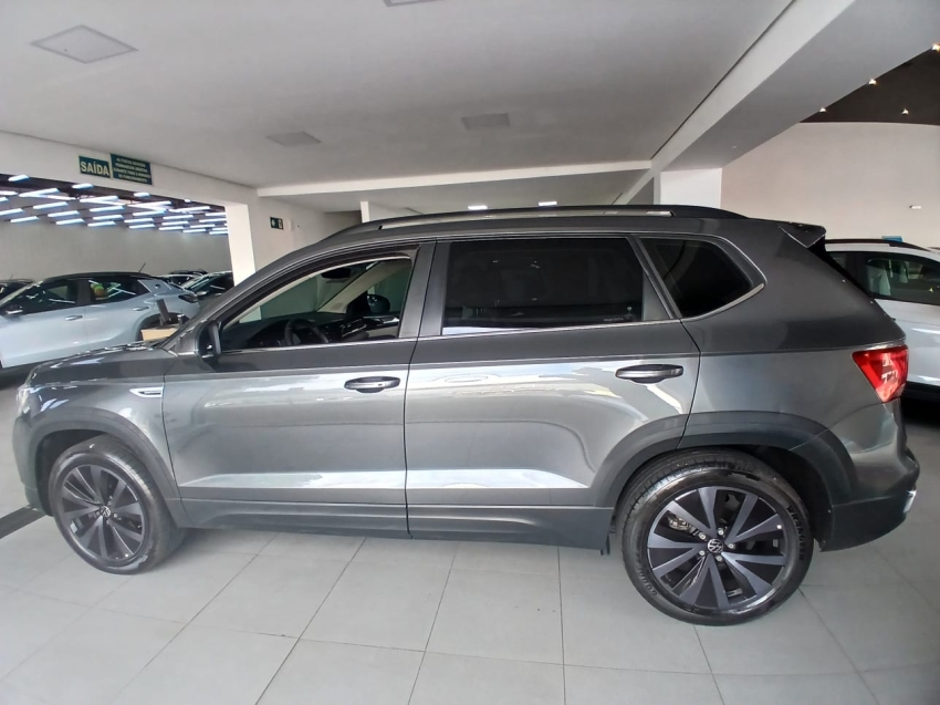 volkswagen taos 1.4 250 tsi total flex comfortline automatico 4p 20244