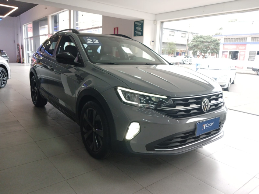 volkswagen nivus 1.0 200 tsi total flex highline automatico 4p 20233