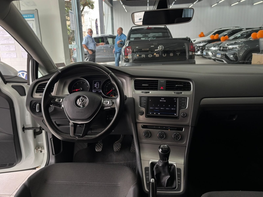 volkswagen golf 1.0 tsi comfortline 12v total flex 4p manual 9.9 20177