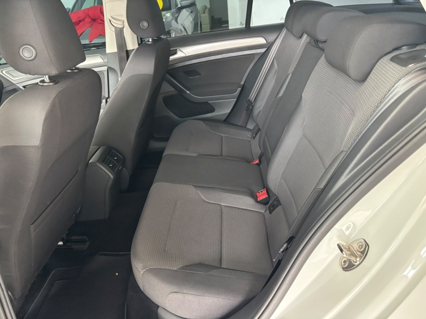 volkswagen golf 1.0 tsi comfortline 12v total flex 4p manual 9.9 201713