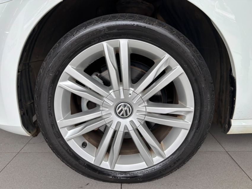 volkswagen golf 1.0 tsi comfortline 12v total flex 4p manual 9.9 201714