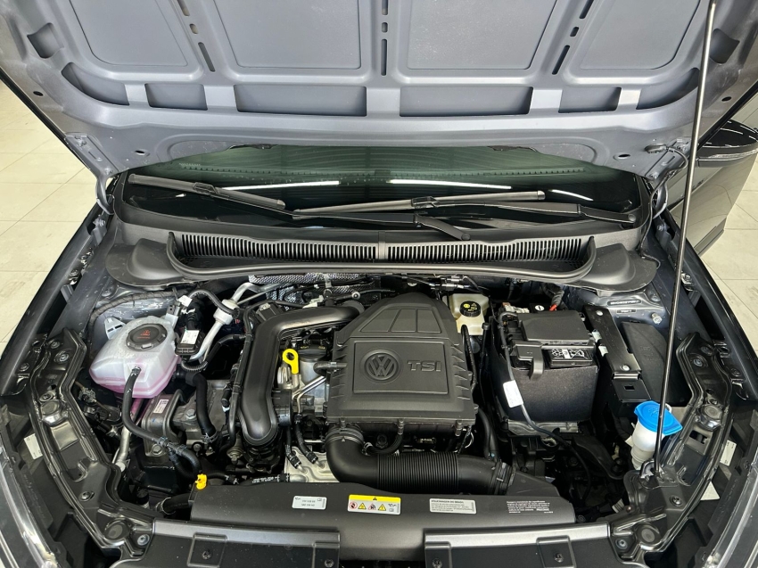 volkswagen nivus 1.0 200 tsi total flex highline automatico 9.9 4p 202619
