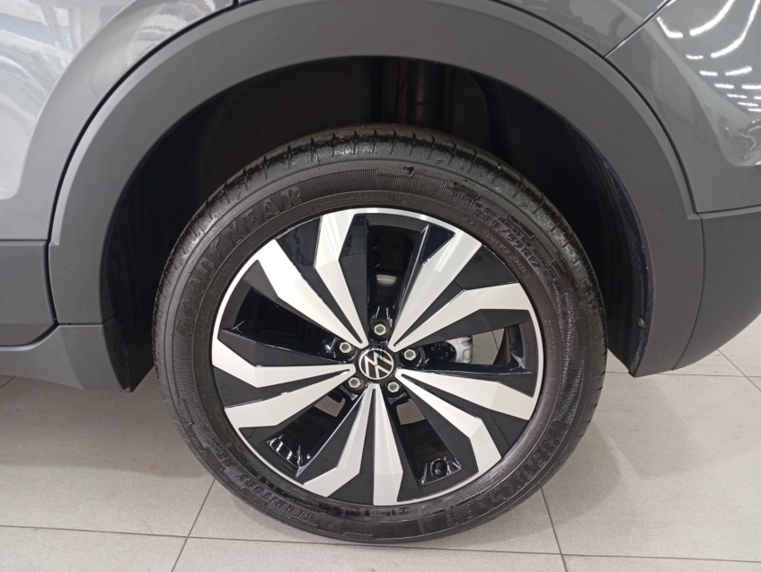volkswagen t-cross 1.0 200 tsi total flex automatico 4p 202614