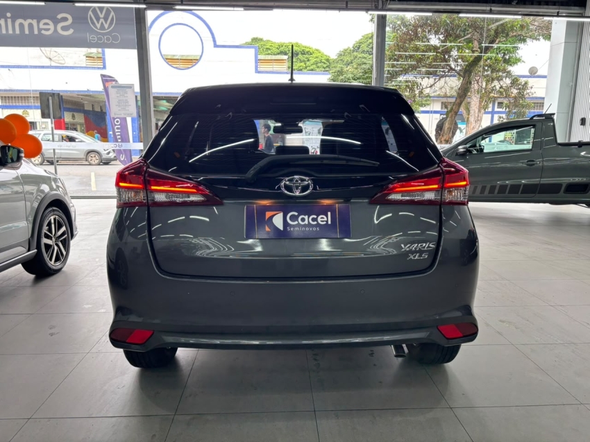 toyota yaris 1.5 16v flex xls multidrive 4p automatico 20254