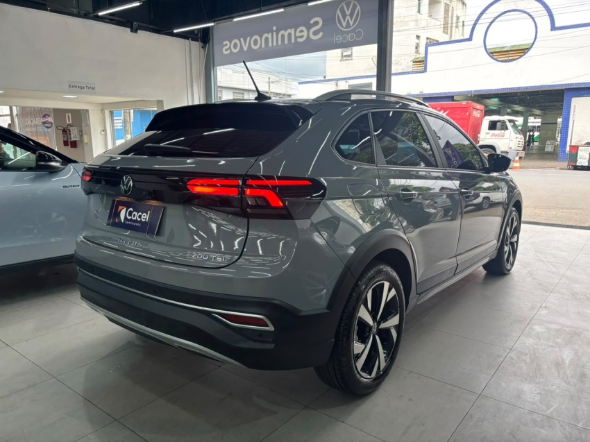 volkswagen nivus 1.0 200 tsi total flex highline automatico 4p 20244