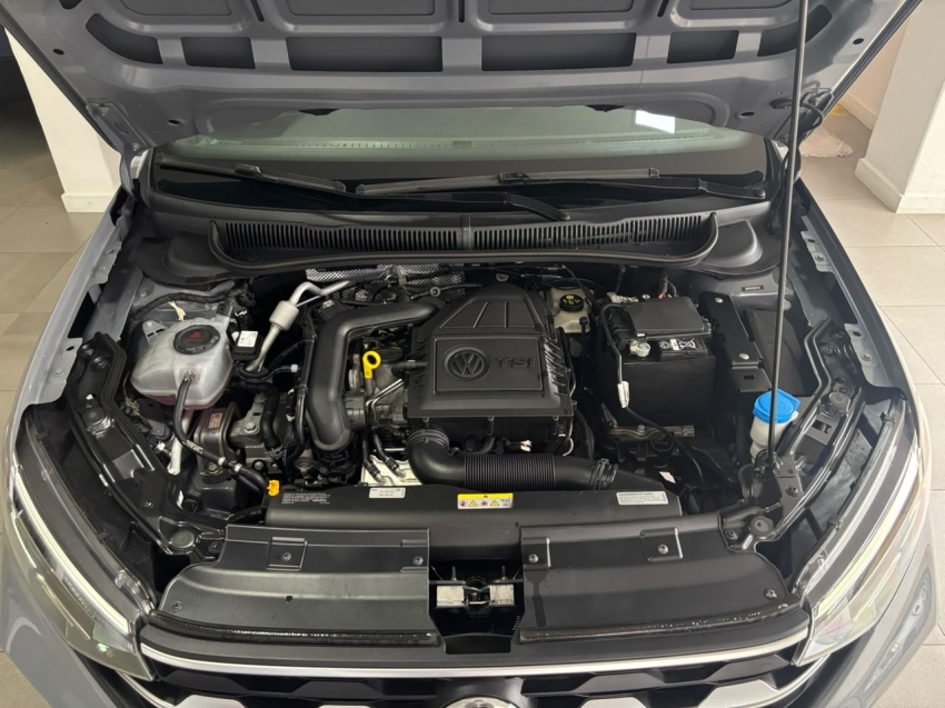 volkswagen nivus 1.0 200 tsi total flex highline automatico 4p 202415