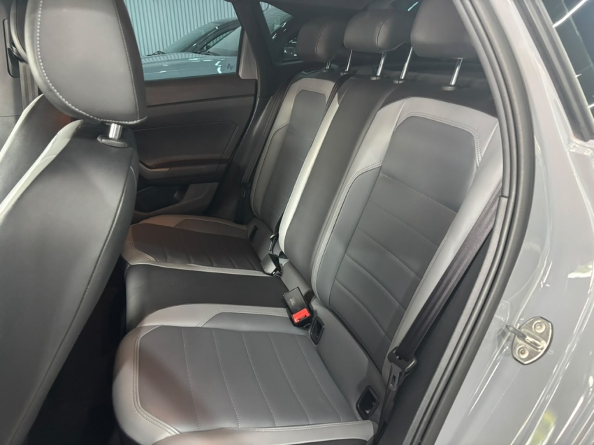 volkswagen nivus 1.0 200 tsi total flex highline automatico 4p 202414