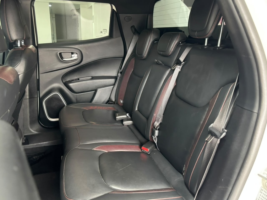 fiat toro 2.0 16v turbo diesel ultra 4wd at9 4p automatico 202414