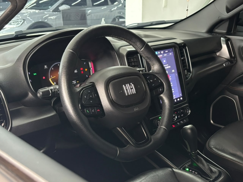 fiat toro 2.0 16v turbo diesel ultra 4wd at9 4p automatico 20248