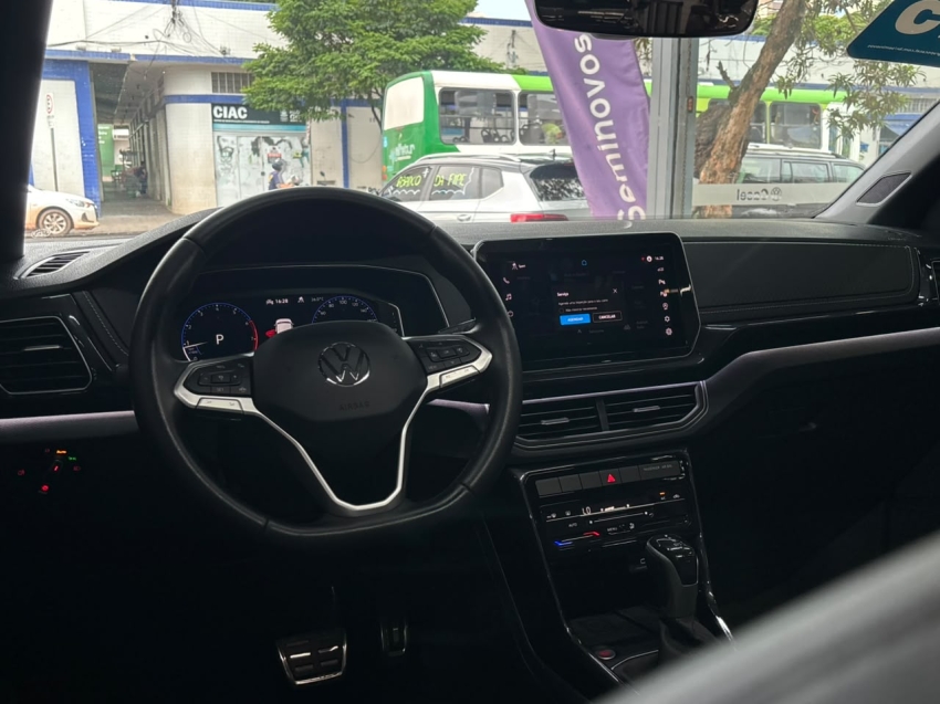 volkswagen t-cross 1.4 250 tsi total flex highline automatico 4p 20257