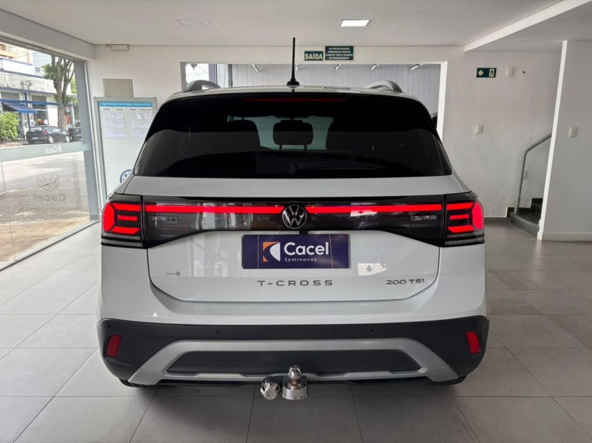 volkswagen t-cross 1.0 200 tsi total flex comfortline automatico 4p 20264