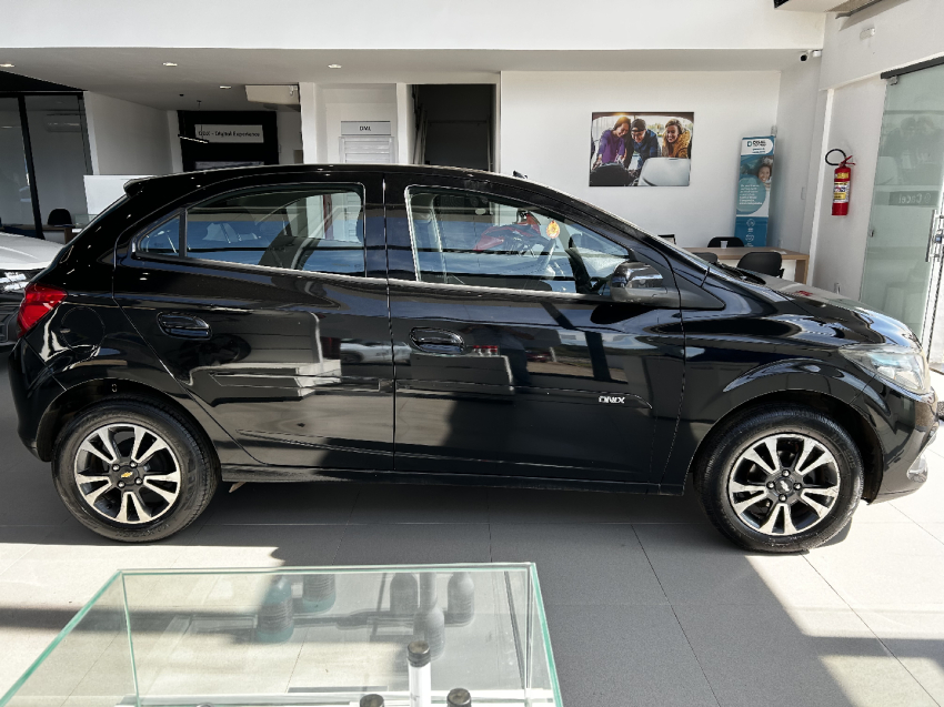 chevrolet onix 1.4 mpfi ltz 8v flex 4p automatico 20163