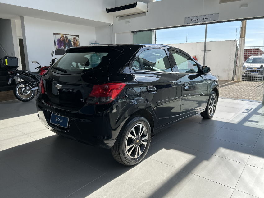 chevrolet onix 1.4 mpfi ltz 8v flex 4p automatico 20165