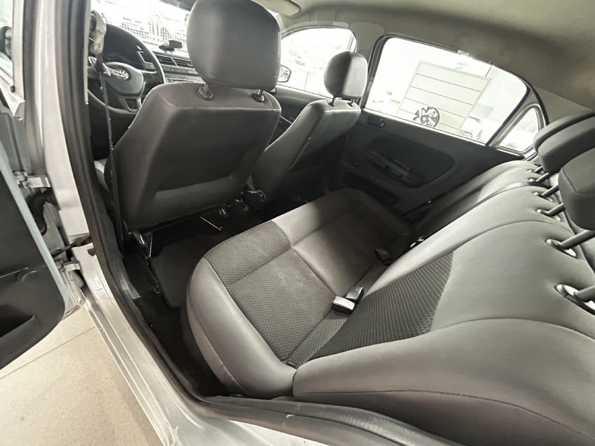 volkswagen gol 1.0 12v mpi totalflex 4p manual flex 202216