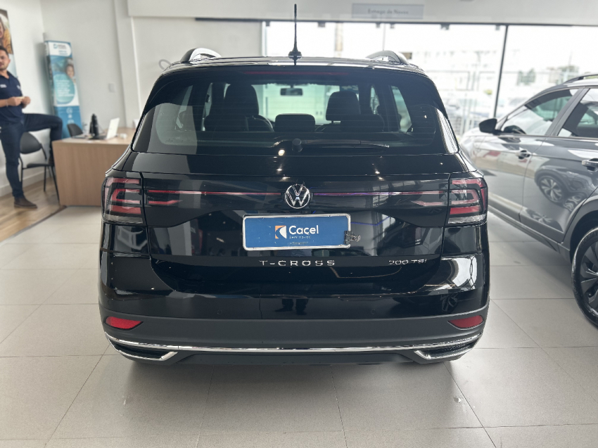 volkswagen t-cross 1.0 200 tsi total flex comfortline automatico 4p 20244