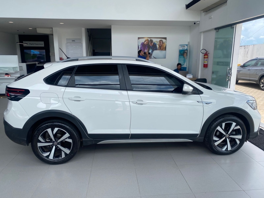 volkswagen nivus 1.0 200 tsi total flex highline automatico 4p 20246